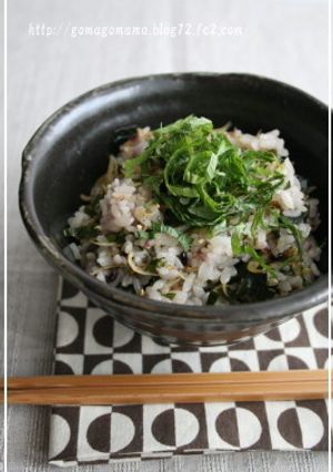 香ばしわかめとじゃこの混ぜご飯-レシピのメイン写真