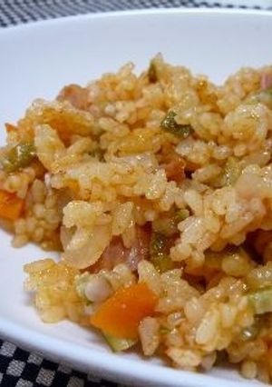 スイッチを押すだけ～　『炊飯器ピラフ』-レシピのメイン写真