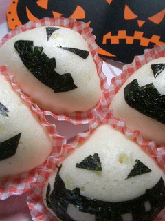 ハロウィンにおめかし蒸しぱん-レシピのメイン写真