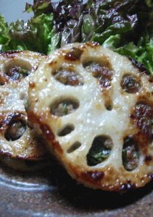 餃子風味！レンコンのはさみ焼き-レシピのメイン写真