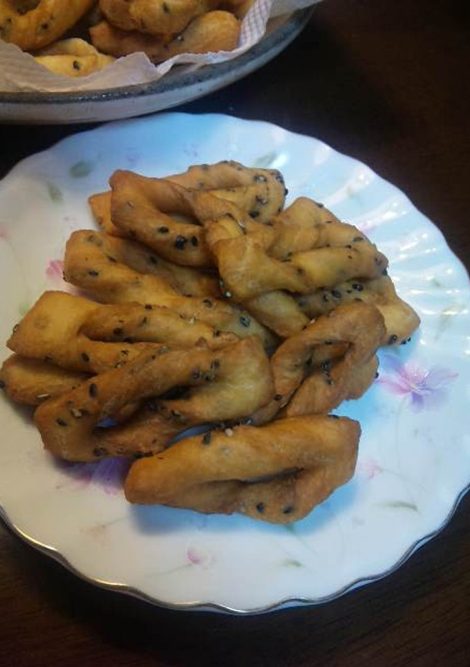ねじり揚げ（中華揚げ菓子麻花風）-レシピのメイン写真