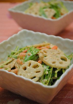 しゃっきりレンコンと水菜のごまマヨサラダ-レシピのメイン写真