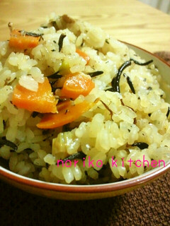 煮魚の煮汁で混ぜご飯-レシピのメイン写真