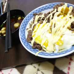 รูปของ 肉！玉！丼！！