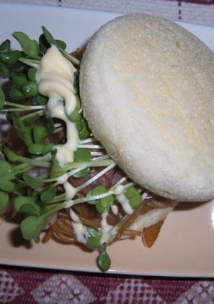 マフィンの焼きそばサンド-レシピのメイン写真
