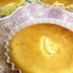 รูปของ たっぷりクリームチーズのしっとりケーキ♡