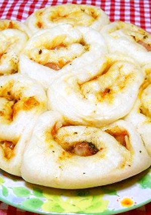 炊飯器で簡単ピザパン-レシピのメイン写真