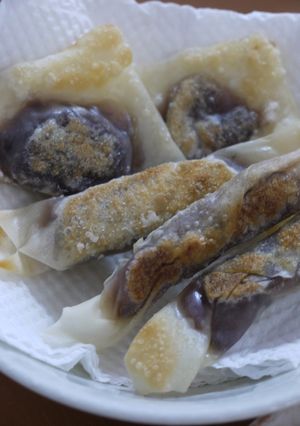 余った焼売の皮ｄｅ八つ橋もどき焼き♪-レシピのメイン写真