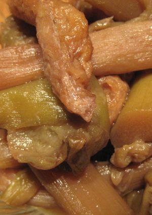 秋旬のご飯のとも！芋がらと揚げ煮-レシピのメイン写真