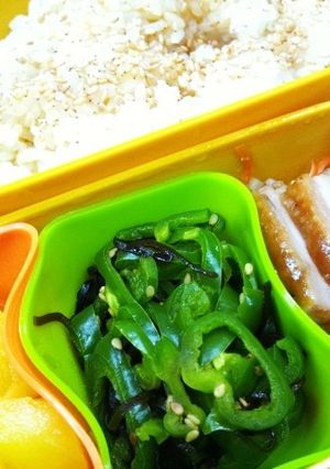 お弁当にあと一品♪ピーマンの塩昆布和え-レシピのメイン写真