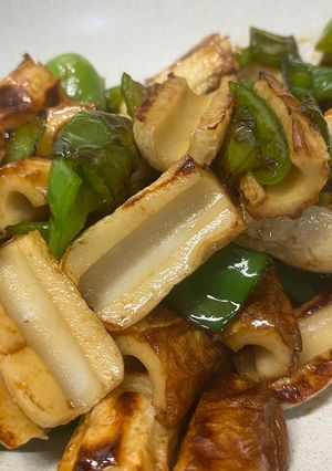 食べるまで6分！クタクタピーマンと竹輪の炒め物-レシピのメイン写真