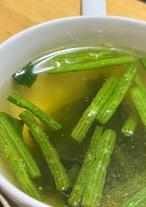ほうれん草のコンソメスープ-レシピのメイン写真