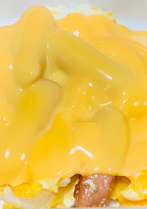 とろ〜りチーズの簡単朝食！ウインナ卵玉葱炒め-レシピのメイン写真