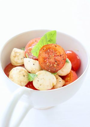 簡単手軽な【ミニトマトのカプレーゼ】-レシピのメイン写真