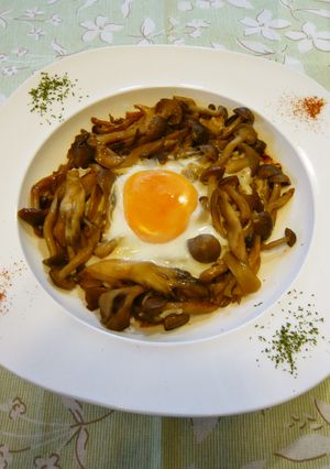 ✿コク旨!色々きのこｄｅ目玉焼き✿-レシピのメイン写真