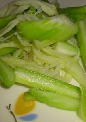 セロリとさきいかの甘酢漬け-レシピのメイン写真