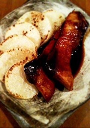 ぶりの照り焼きと焼き大根-レシピのメイン写真