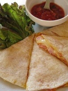 チーズとベーコンのケサディーヤ-レシピのメイン写真