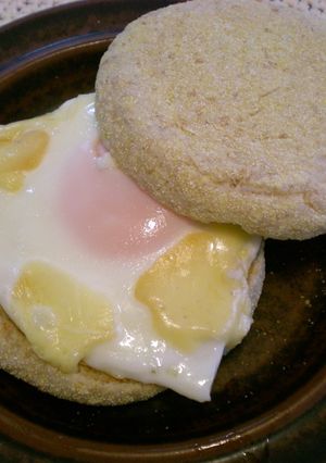 毎日食べたい！卵とスモークチーズマフィン-レシピのメイン写真
