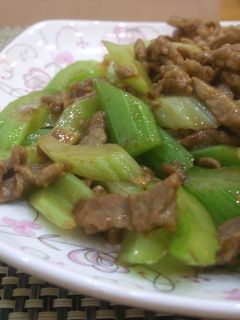 豚肉とセロリの醤油炒め-レシピのメイン写真