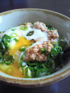 温玉のっけ納豆うどん-レシピのメイン写真
