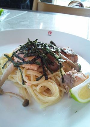 サーモンのパスタ、レモンを添えて-レシピのメイン写真