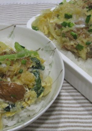 忙しい朝にピッタリ！くるま麩の卵とじ丼-レシピのメイン写真