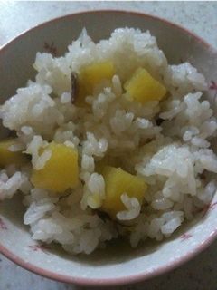シンプルなさつまいもご飯-レシピのメイン写真