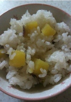 シンプルなさつまいもご飯-レシピのメイン写真