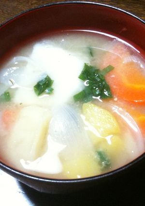 3種の芋の味噌汁-レシピのメイン写真