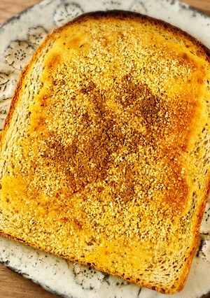 朝食ランチ♡すり胡麻蜂蜜🍯きな粉トースト-レシピのメイン写真