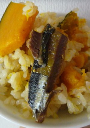 さんま・茸・南瓜の秋色ご飯-レシピのメイン写真