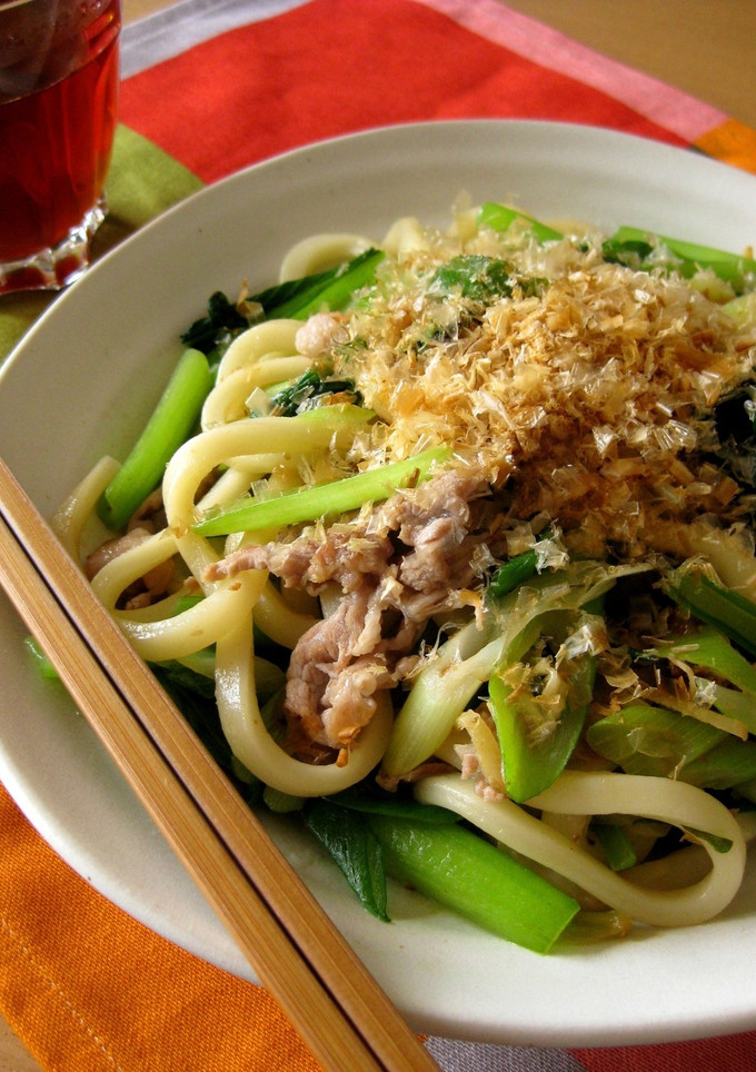 豚と小松菜の焼きうどん-レシピのメイン写真