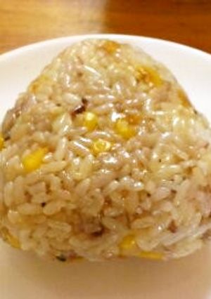 おいしい！コーンおにぎり☆-レシピのメイン写真