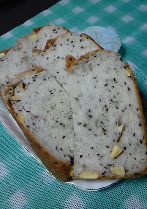 HB早焼き〜サツマイモ&黒ごま食パン-レシピのメイン写真