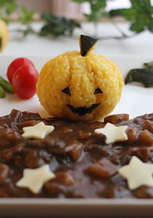 ハロウィンに♪かぼちゃのデコハヤシライス-レシピのメイン写真