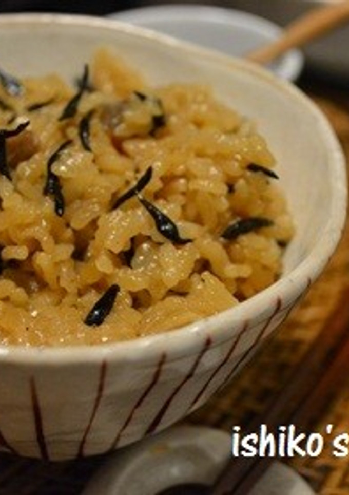 ひじきと鶏牛蒡の炊き込みご飯-レシピのメイン写真