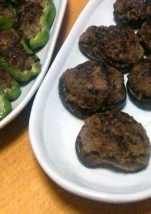 野菜レシピ★ピーマンとしいたけの肉詰め-レシピのメイン写真