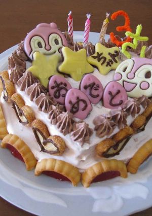ドキンちゃんの誕生日デコケーキ-レシピのメイン写真