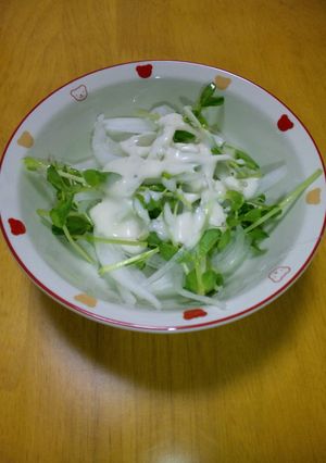 めちゃ簡単♪豆苗サラダ-レシピのメイン写真