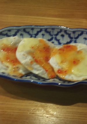 餃子の皮でつくるピリ辛ピザ-レシピのメイン写真