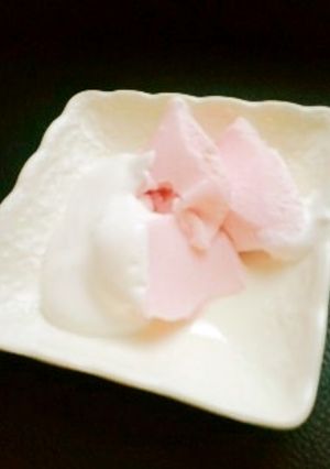 簡単すぎるいちごのババロア★-レシピのメイン写真