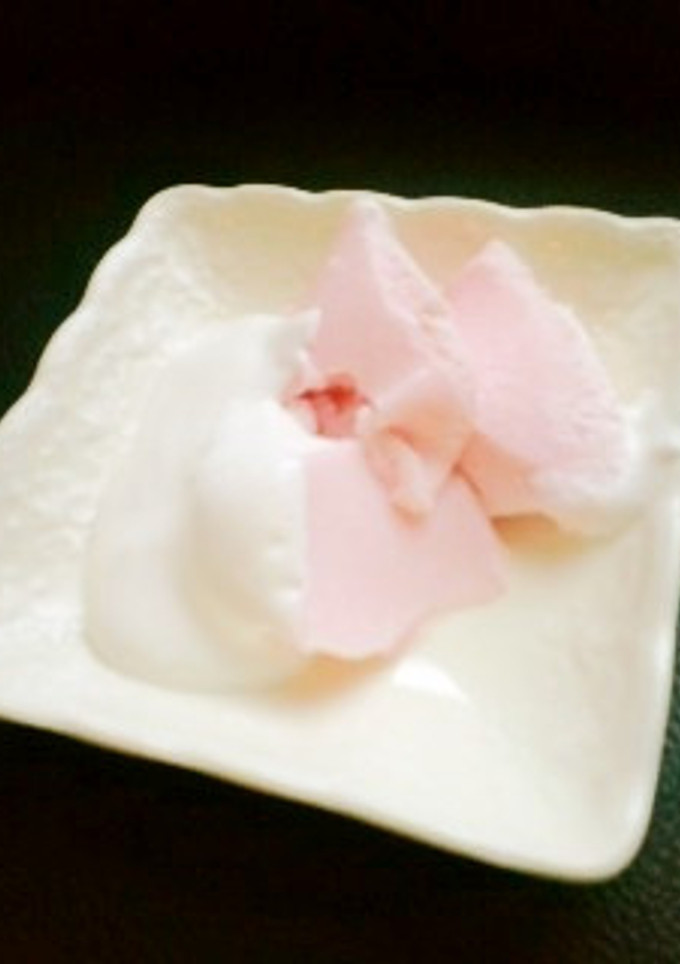 簡単すぎるいちごのババロア★-レシピのメイン写真