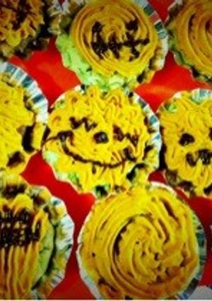 ハロウィン仕様のカップケーキ♪(´ε`-レシピのメイン写真