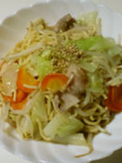 インスタントのちゃんぽんで焼きラーメン-レシピのメイン写真