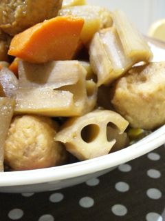 **肉団子と蓮根の煮物**-レシピのメイン写真