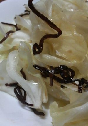 おつまみに☆キャベツの塩昆布和え-レシピのメイン写真