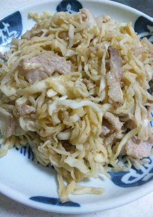 千切り大根と豚肉炒め（ゴマ油風味）-レシピのメイン写真