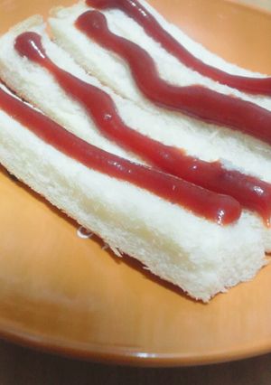 食パンの耳にケチャップ-レシピのメイン写真