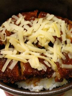 【★甘めで激旨~なソースチーズカツ丼★】-レシピのメイン写真